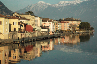 Maison de vacances /en/au Gargnano (Brescia)ou appartement ou maison de vacances