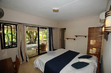 Villa /en/au Riviere Noire (Black River)ou appartement ou maison de vacances