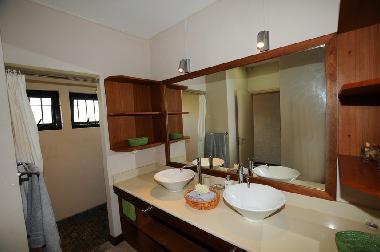 Villa /en/au Riviere Noire (Black River)ou appartement ou maison de vacances