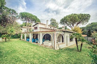 Maison de vacances /en/au Santa Margherita di PULA (Cagliari)ou appartement ou maison de vacances