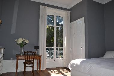 Palais / Chteau /en/au La Pacaudiere (Loire)ou appartement ou maison de vacances