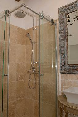 Maison de vacances /en/au Vailhan (Hrault)ou appartement ou maison de vacances