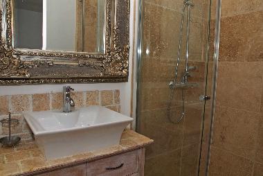 Maison de vacances /en/au Vailhan (Hrault)ou appartement ou maison de vacances