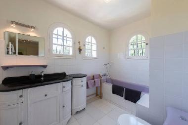 Villa �/en/au Les Issambres (Var)ou appartement ou maison de vacances