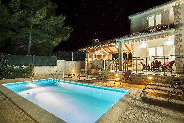 Villa /en/au Maslinica (Splitsko-Dalmatinska)ou appartement ou maison de vacances