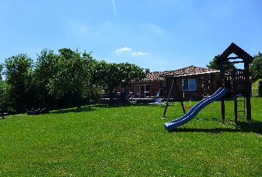 Maison de vacances �/en/au Zarrentin OT Neuhof (Mecklenburg-Schwerin)ou appartement ou maison de vacances