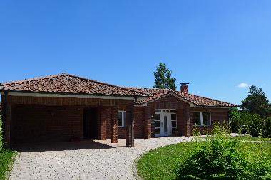 Maison de vacances �/en/au Zarrentin OT Neuhof (Mecklenburg-Schwerin)ou appartement ou maison de vacances