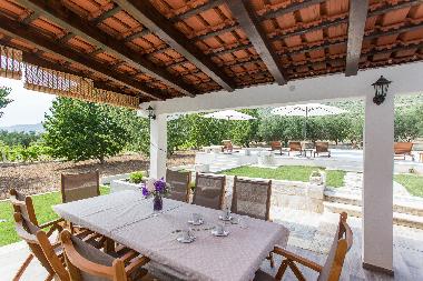 Villa /en/au Kastel Luksic (Splitsko-Dalmatinska)ou appartement ou maison de vacances