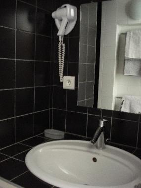 Maison de vacances �/en/au GUIMAEC (Finist�re)ou appartement ou maison de vacances