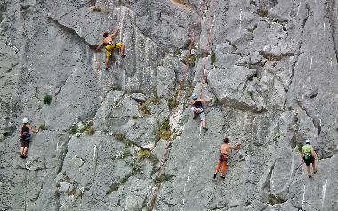 Appartement de vacances �/en/au OMI� (Splitsko-Dalmatinska)ou appartement ou maison de vacances