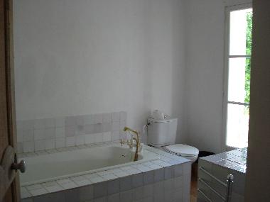 Maison de vacances �/en/au Aups (Var)ou appartement ou maison de vacances