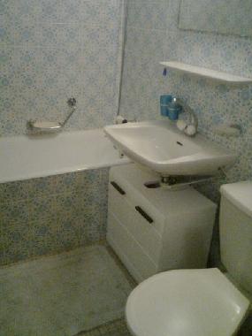 Salle de bain, douche , wc