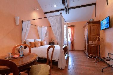 Chambre avec petit d�jeuner �/en/au BEBLENHEIM (Haut-Rhin)ou appartement ou maison de vacances