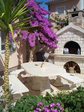 Maison de vacances /en/au Rogoznica (Sibensko-Kninska)ou appartement ou maison de vacances