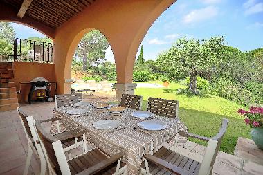 Maison de vacances �/en/au La Croix-Valmer (Var)ou appartement ou maison de vacances