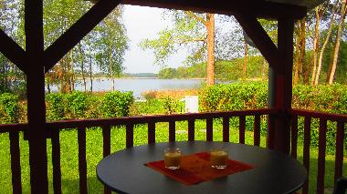 Maison de vacances /en/au Helmsrade  (Mecklenburgische Seenplatte)ou appartement ou maison de vacances