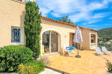 Villa �/en/au Les Issambres (Var)ou appartement ou maison de vacances