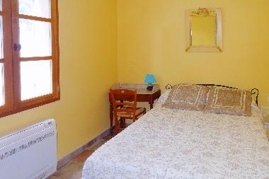 Maison de vacances �/en/au M�nerbes (Vaucluse)ou appartement ou maison de vacances