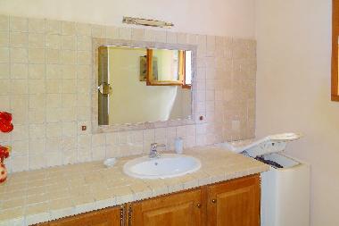 Maison de vacances �/en/au M�nerbes (Vaucluse)ou appartement ou maison de vacances