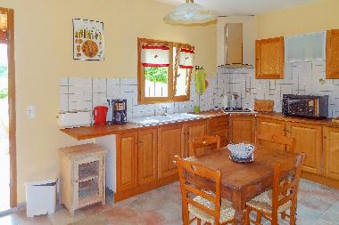 Maison de vacances �/en/au M�nerbes (Vaucluse)ou appartement ou maison de vacances