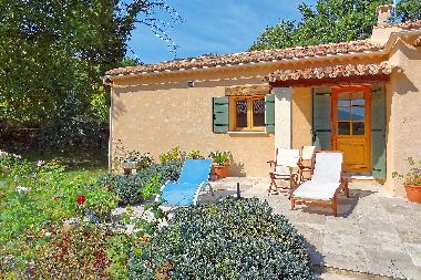 Maison de vacances �/en/au M�nerbes (Vaucluse)ou appartement ou maison de vacances