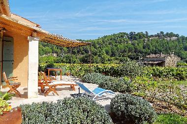 Maison de vacances �/en/au M�nerbes (Vaucluse)ou appartement ou maison de vacances