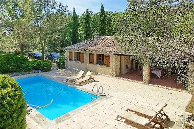 Maison de vacances /en/au Mnerbes (Vaucluse)ou appartement ou maison de vacances