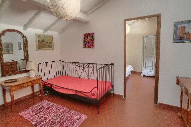 Maison de vacances /en/au Mnerbes (Vaucluse)ou appartement ou maison de vacances