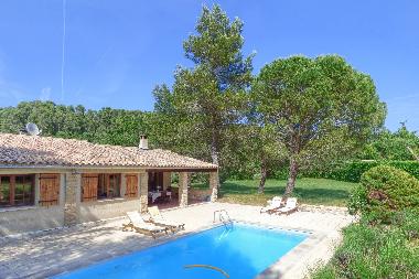 Maison de vacances /en/au Mnerbes (Vaucluse)ou appartement ou maison de vacances