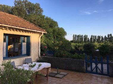 Maison de vacances �/en/au Pont Saint Esprit (Gard)ou appartement ou maison de vacances