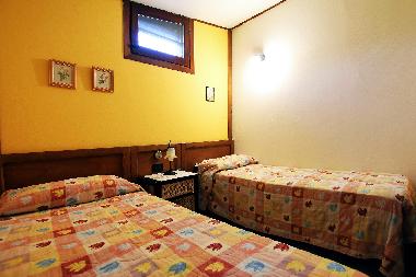 Maison de vacances /en/au (Campofelice di Roccella ) (Palermo)ou appartement ou maison de vacances