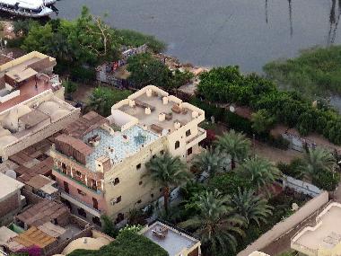 la maison vue de ballon / the house from the sky