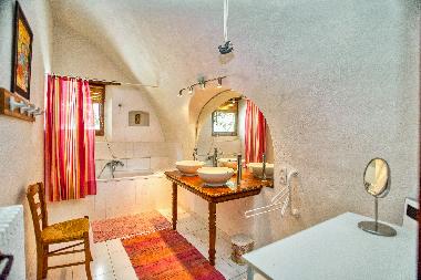 Maison de vacances �/en/au M�rindol (Vaucluse)ou appartement ou maison de vacances