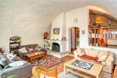 Maison de vacances �/en/au M�rindol (Vaucluse)ou appartement ou maison de vacances