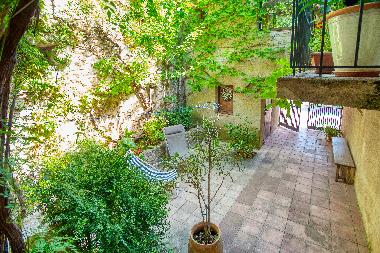 Maison de vacances �/en/au M�rindol (Vaucluse)ou appartement ou maison de vacances