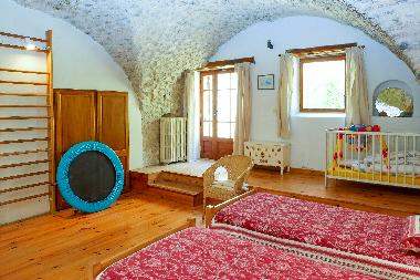 Maison de vacances �/en/au M�rindol (Vaucluse)ou appartement ou maison de vacances