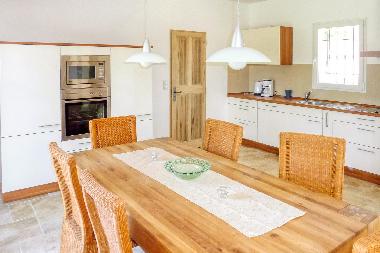 Maison de vacances �/en/au Pourri�res (Var)ou appartement ou maison de vacances