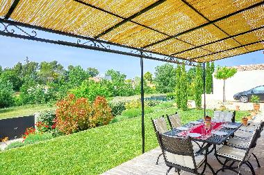 Maison de vacances �/en/au Pourri�res (Var)ou appartement ou maison de vacances