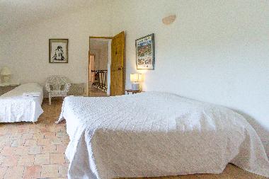 Maison de vacances /en/au Roussillon (Vaucluse)ou appartement ou maison de vacances