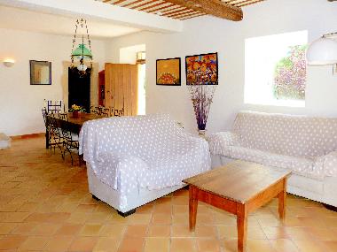 Maison de vacances /en/au Roussillon (Vaucluse)ou appartement ou maison de vacances
