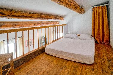 Maison de vacances �/en/au Roussillon (Vaucluse)ou appartement ou maison de vacances