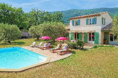 Maison de vacances /en/au Seillans (Var)ou appartement ou maison de vacances