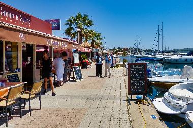 Appartement de vacances /en/au Saint-Raphael (Var)ou appartement ou maison de vacances