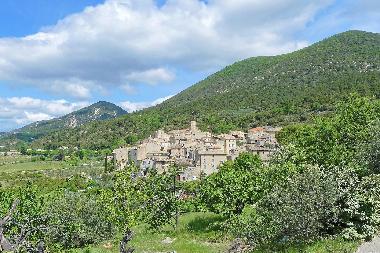 Maison de vacances �/en/au Venterol (Vaucluse)ou appartement ou maison de vacances