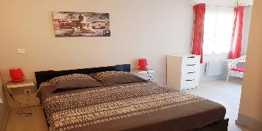 Maison de vacances /en/au GRANS (Bouches-du-Rhne)ou appartement ou maison de vacances