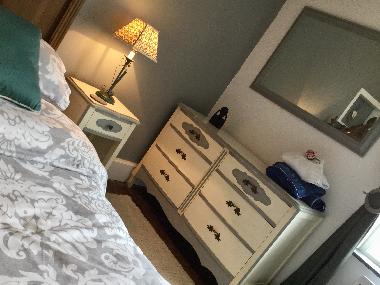 Chambre avec petit d�jeuner �/en/au Lauzun (Lot-et-Garonne)ou appartement ou maison de vacances