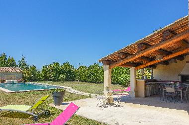 Maison de vacances �/en/au Isle sur la Sorge (Vaucluse)ou appartement ou maison de vacances