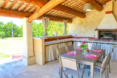 Maison de vacances �/en/au Isle sur la Sorge (Vaucluse)ou appartement ou maison de vacances