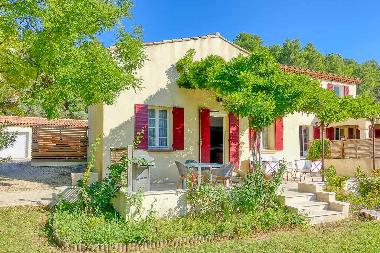 Maison de vacances �/en/au Vauvenargues (Bouches-du-Rh�ne)ou appartement ou maison de vacances