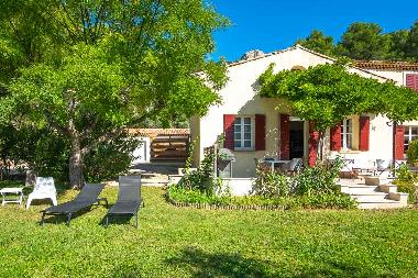 Maison de vacances �/en/au Vauvenargues (Bouches-du-Rh�ne)ou appartement ou maison de vacances